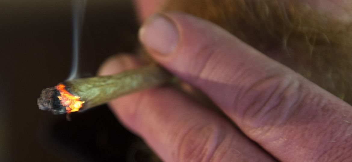 Lawmakers introduce range of bills to legalize marijuana in Tennessee