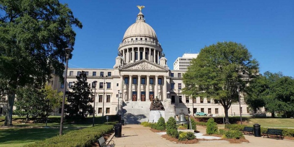 Mississippi county opts out of state's marijuana program