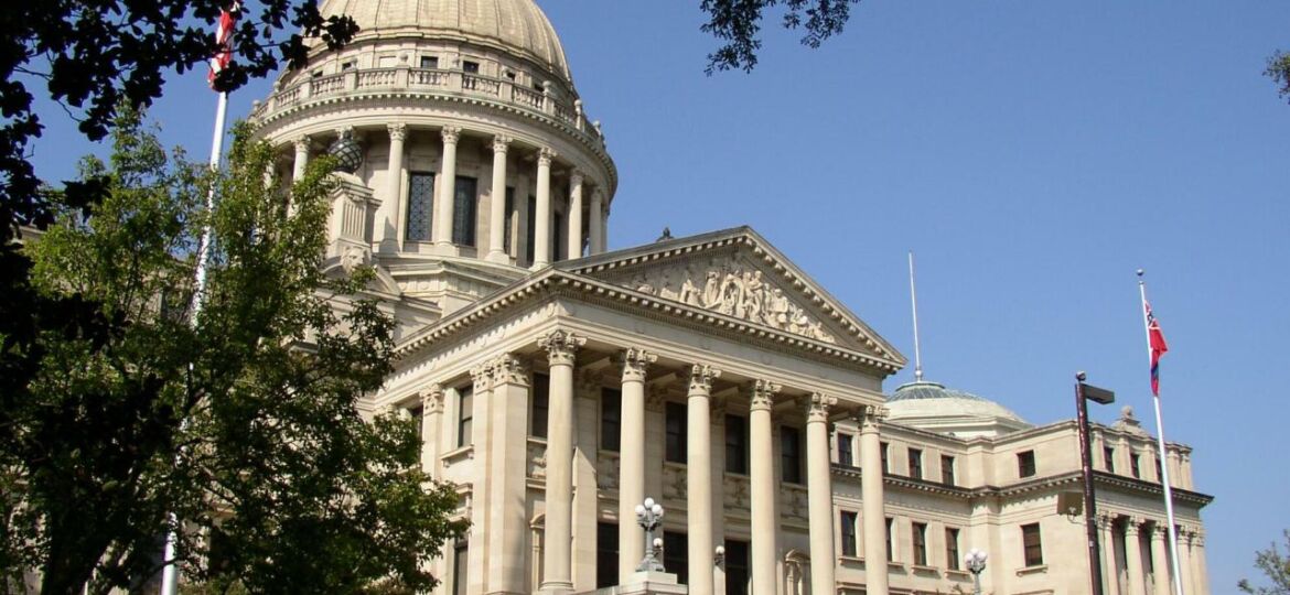 Restoring Mississippi ballot initiative process survives legislative deadline